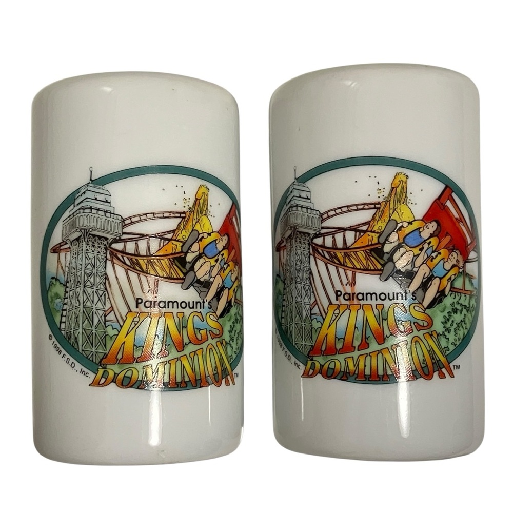 Vintage Paramount's Kings Dominion Volcano Blast Coaster Salt & Pepper Shakers